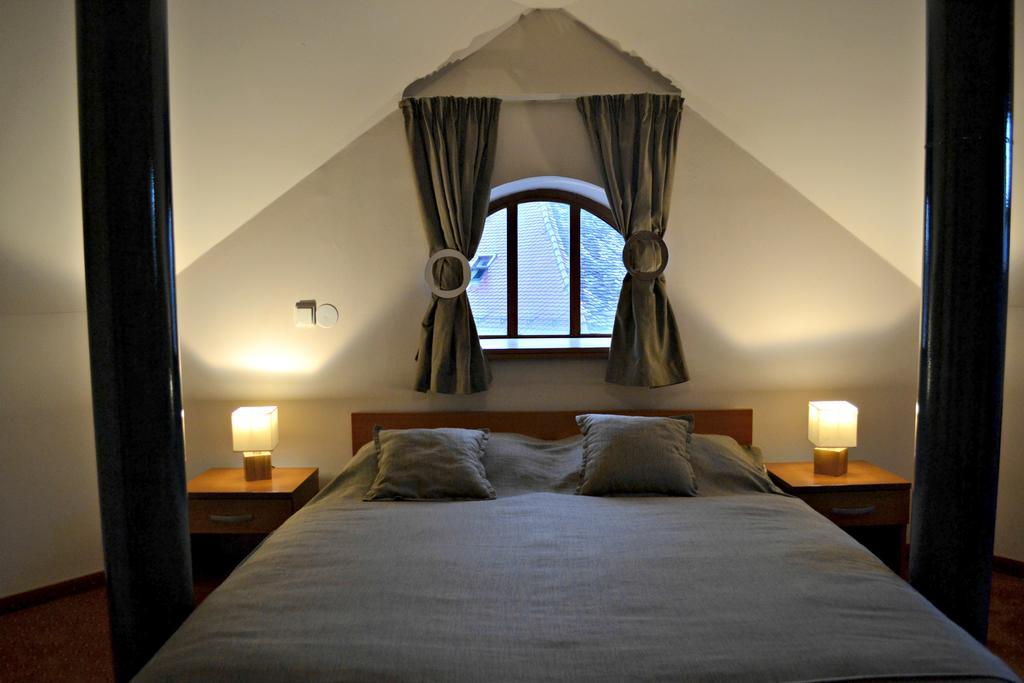Hotel Istra Varaždin Extérieur photo